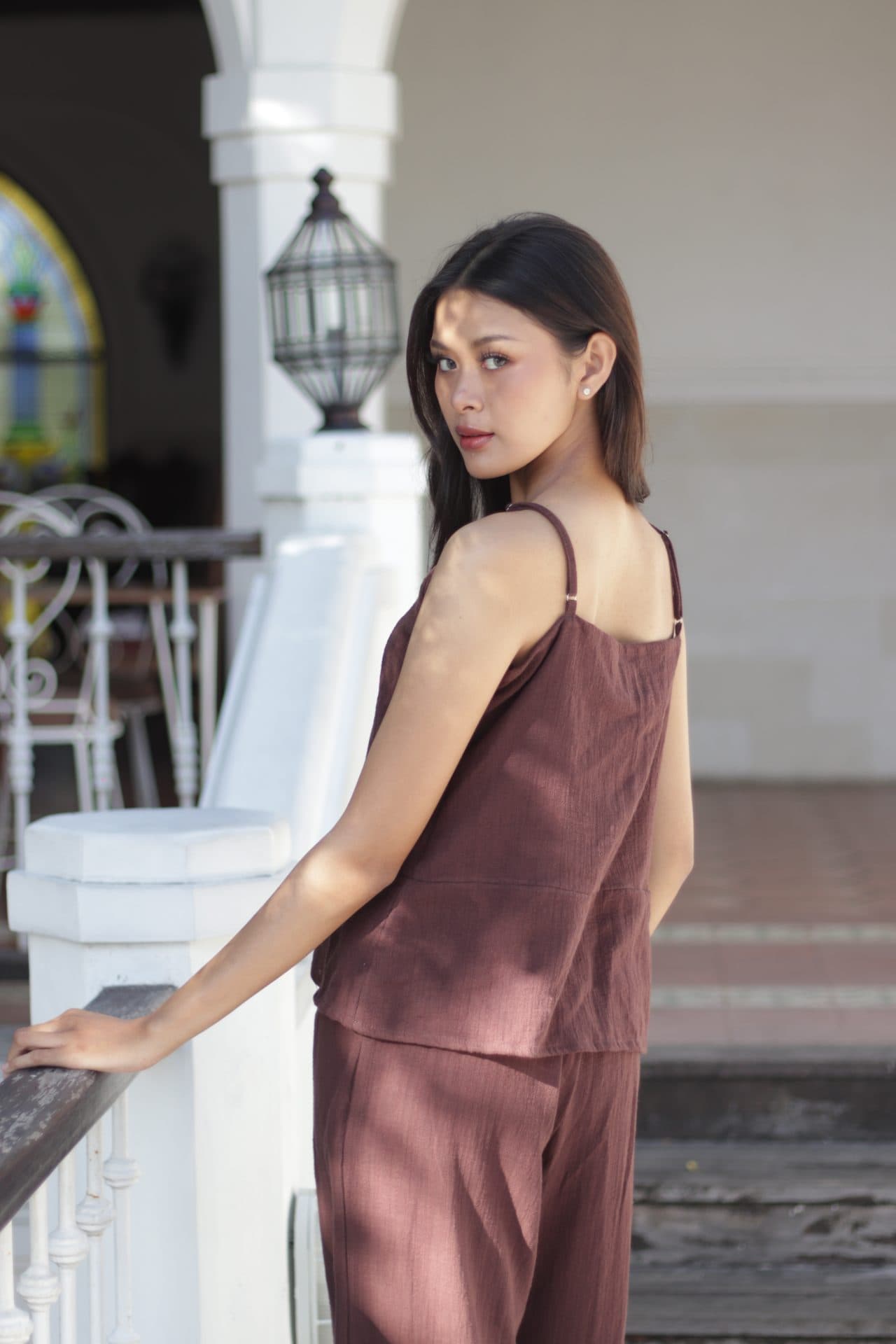 Premium Brown Linen Two-Piece Set Elegant Linen Outfit MAYRIZ FASHION Deskripsi (1/3)
