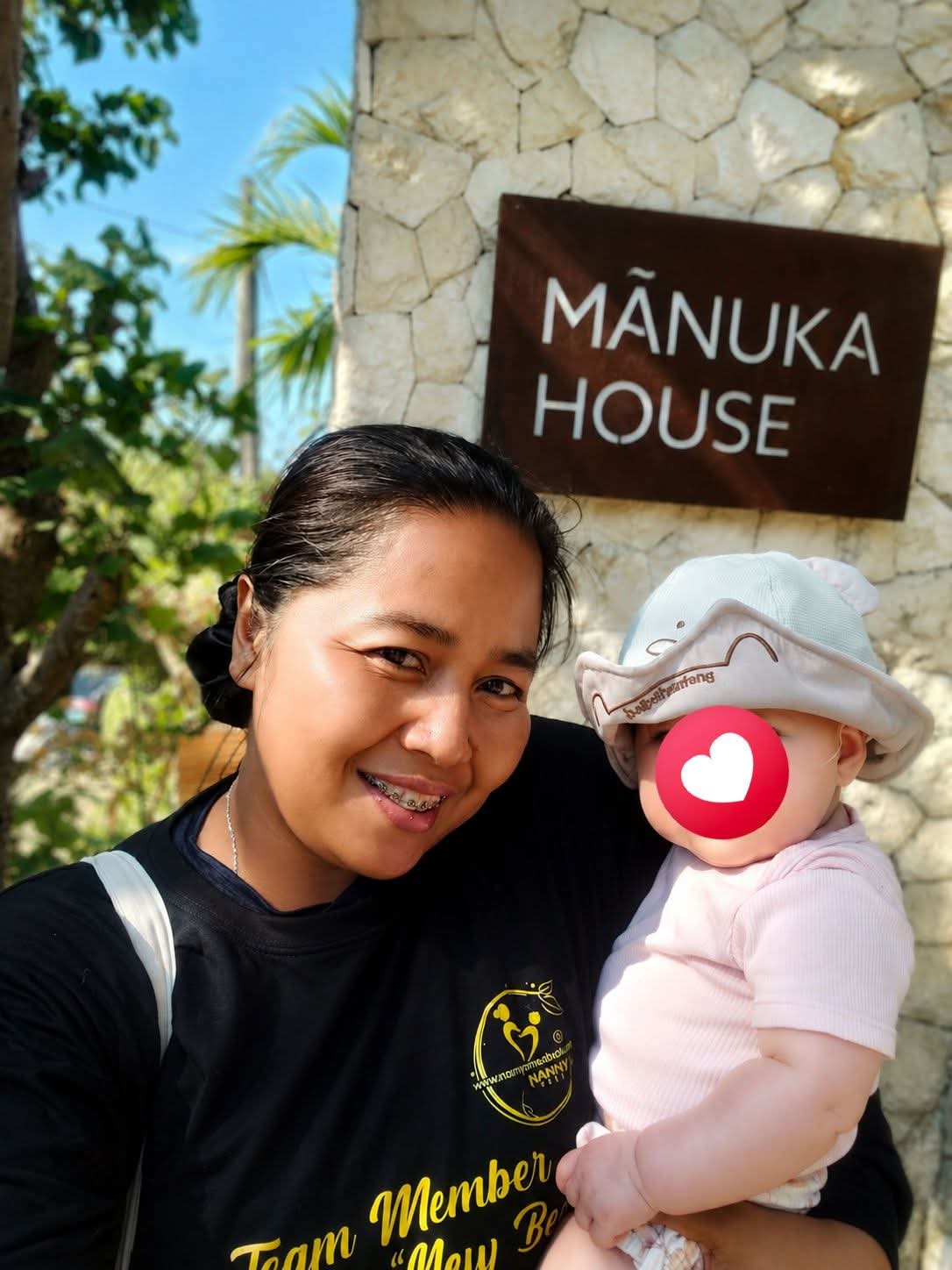 Komang Ariestuti nanny