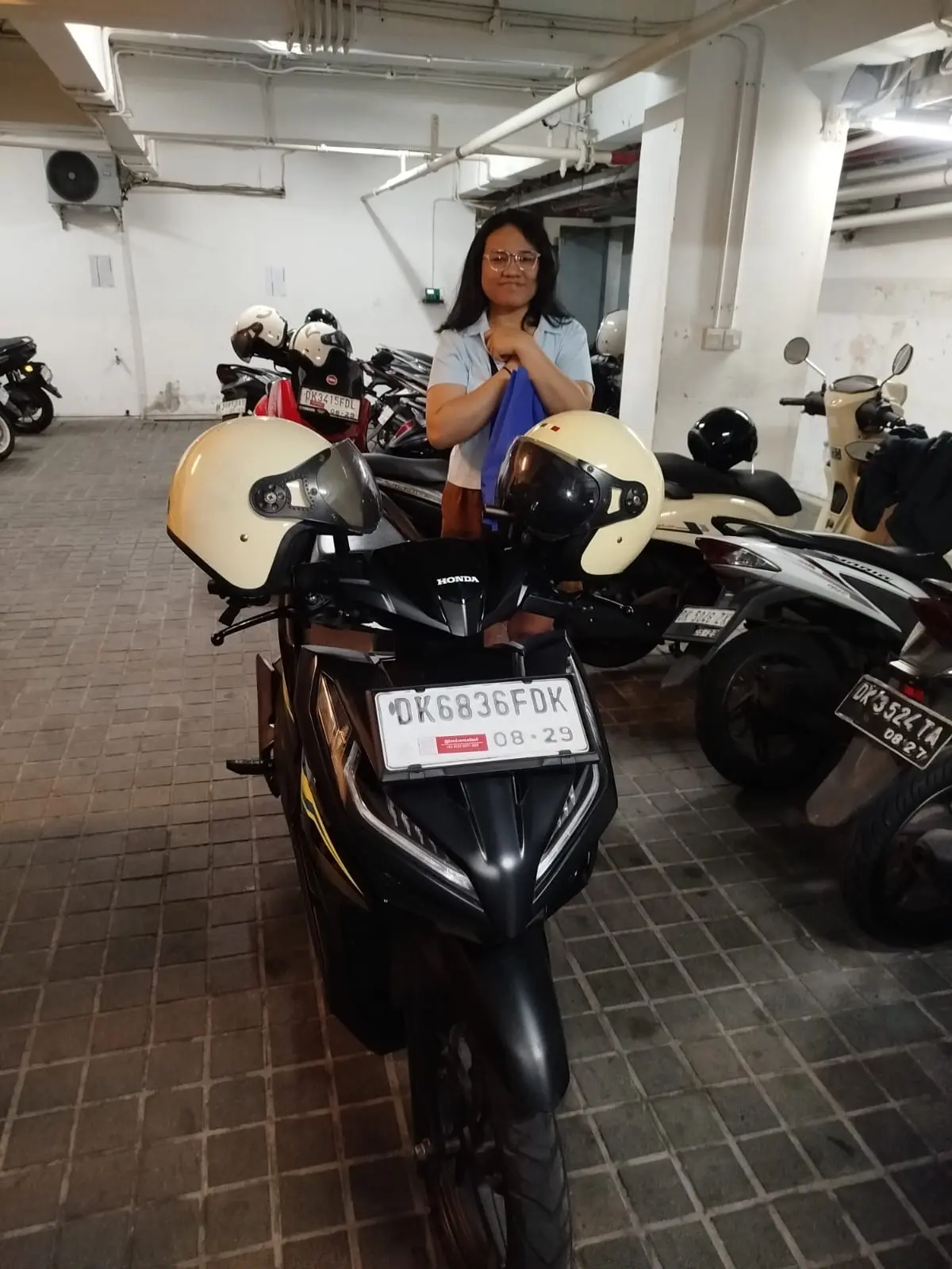Sewa Honda Vario 125 (1/3)