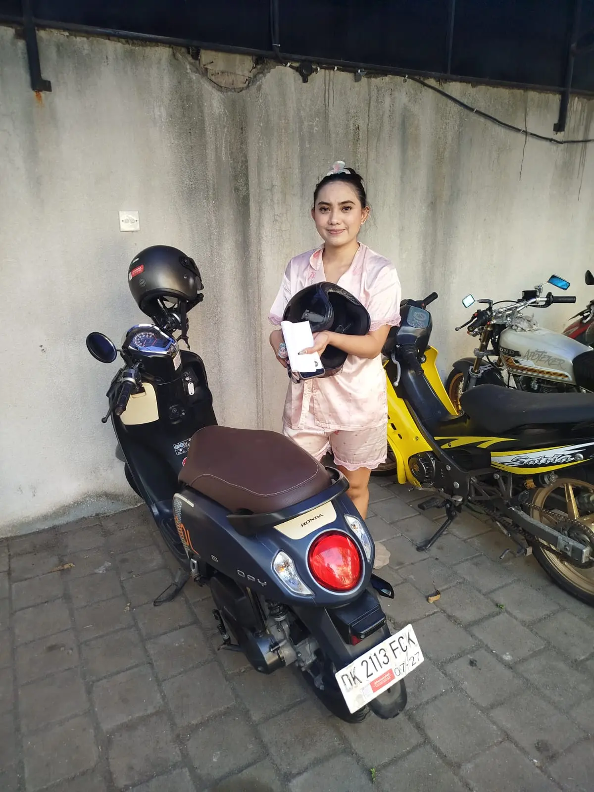 Sewa Honda Scoopy (1/3)
