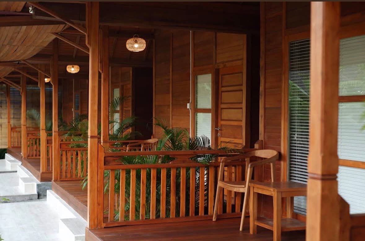 GuestHouse Lease takeover (1/5)