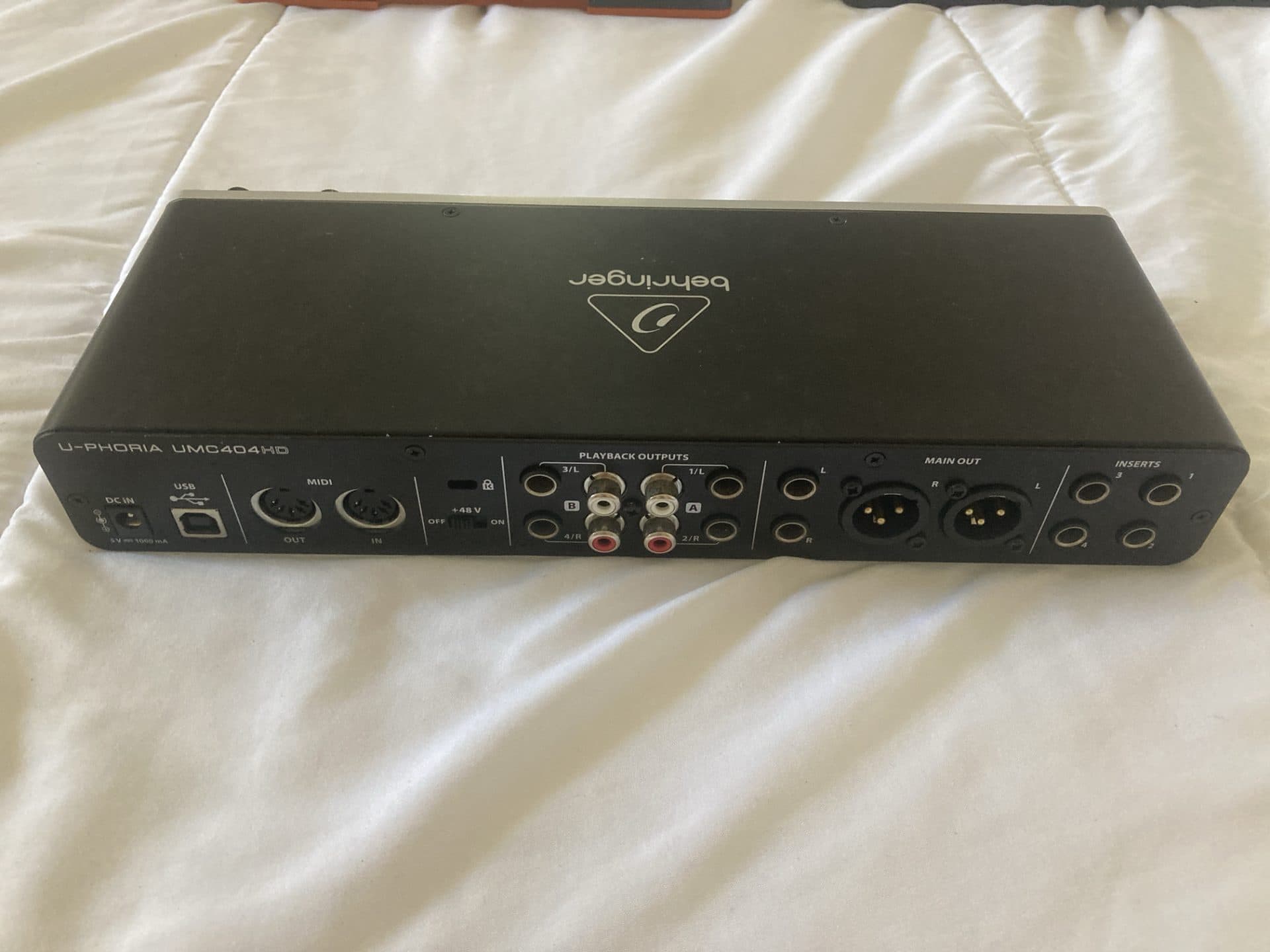 BEHRINGER U-PHORIA SOUND CARD/RECORDING INTERFACE (NEW-UNUSED) (1/3)