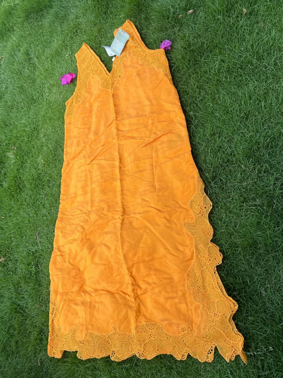 Dress (1/2)