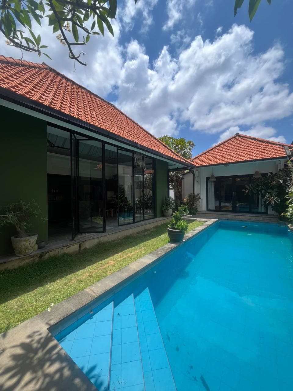 3 Bedroom Villa Umalas (1/3)