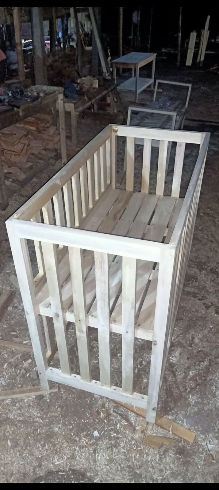 Teak Wood Baby Crib (1/3)