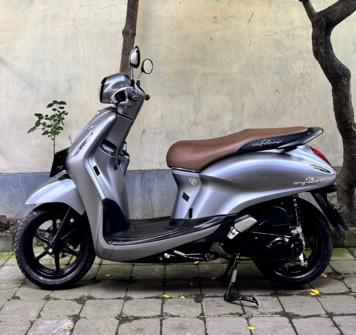 New Yamaha Grand Filano 125cc – Motor Rental (1/3)