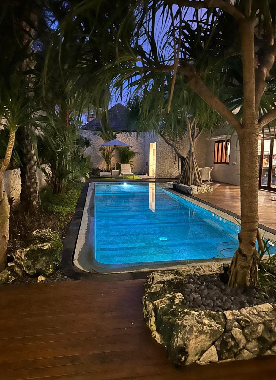 FREEHOLD 4BR VILLA UMALAS- BUMBAK (1/5)