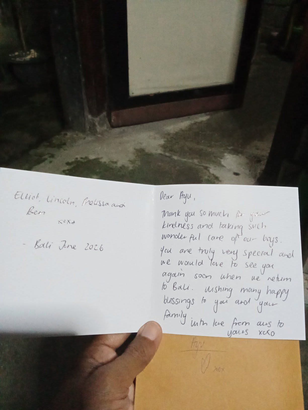 Balinese nanny and Babysitter service (1/3)