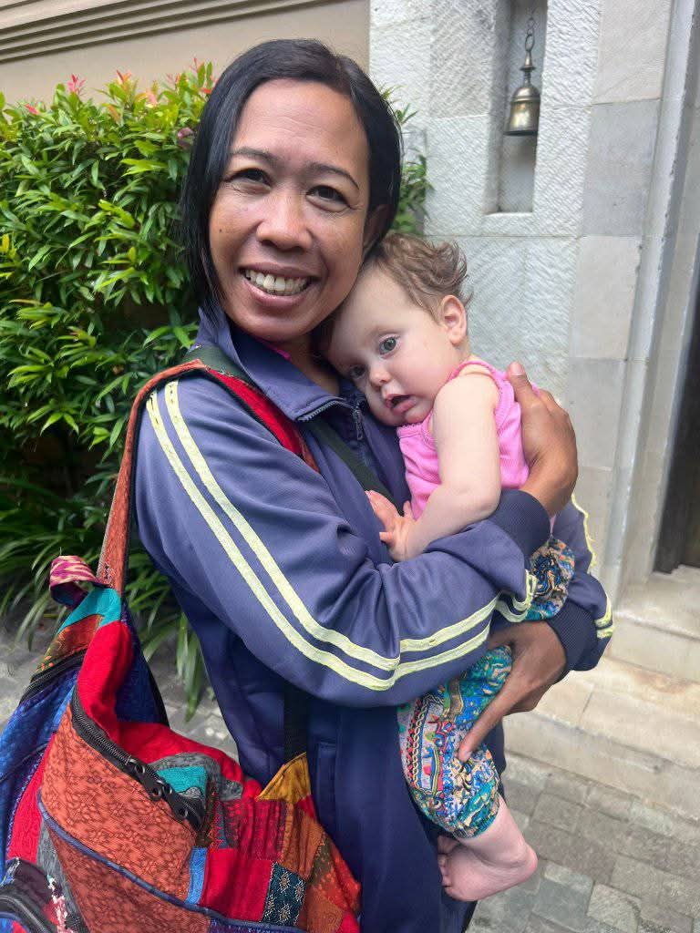 Balinese nanny and Babysitter service (1/3)