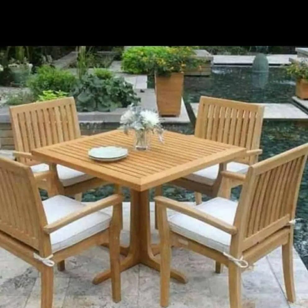 Set Meja & Kursi Outdoor Kayu Jati (1/2)