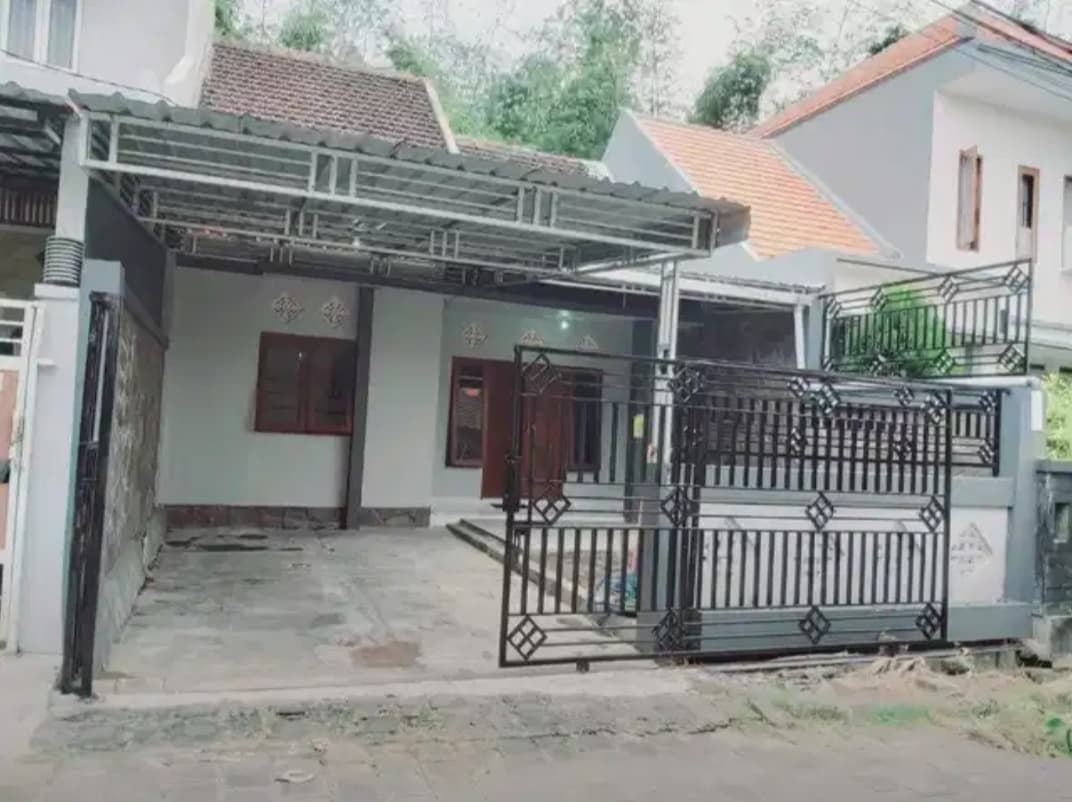 HOUSE FOR RENT NUSA DUA MONTHLY PAYMENT POSSIBLE (1/5)