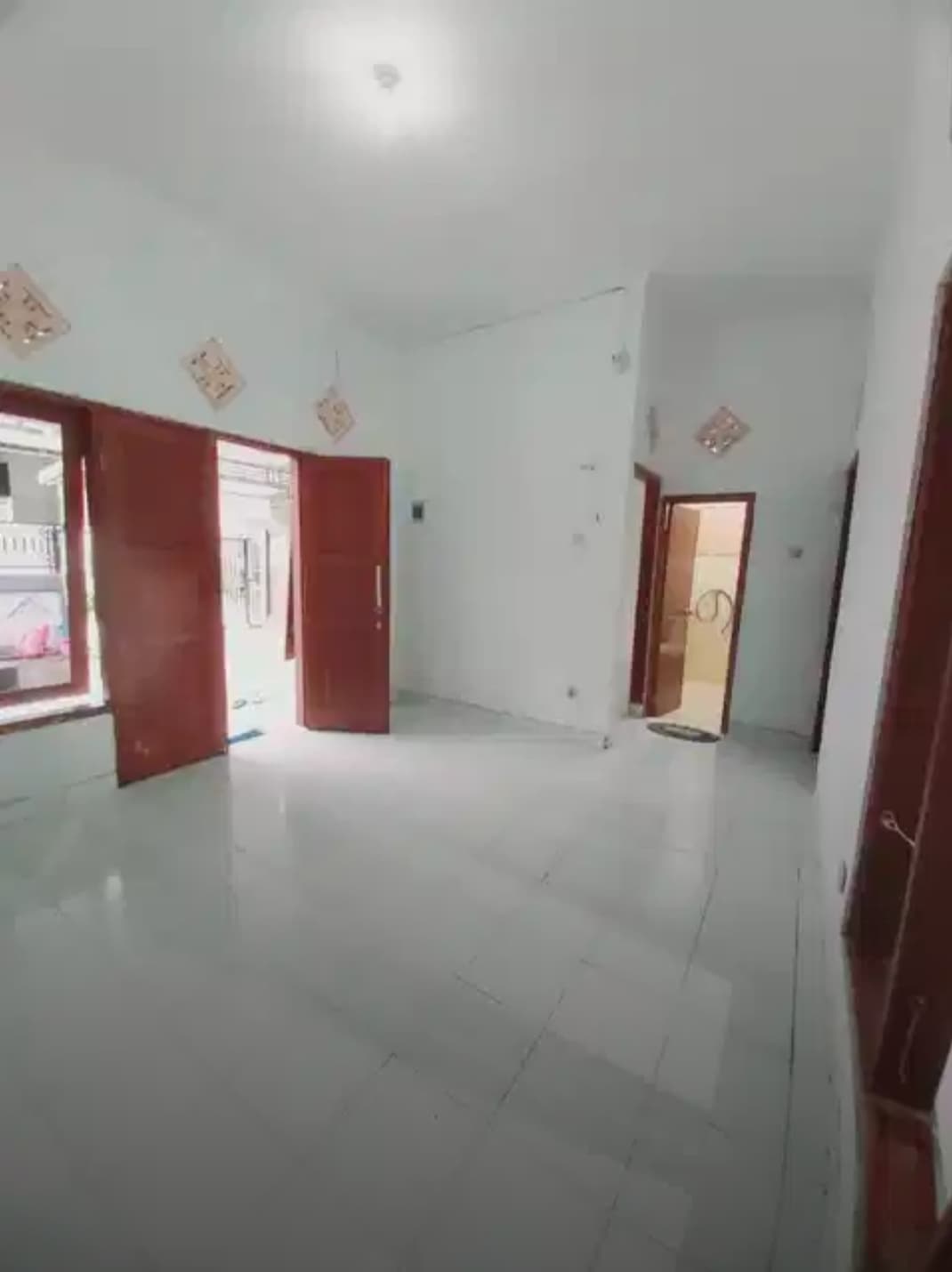 HOUSE FOR RENT NUSA DUA MONTHLY PAYMENT POSSIBLE (1/5)