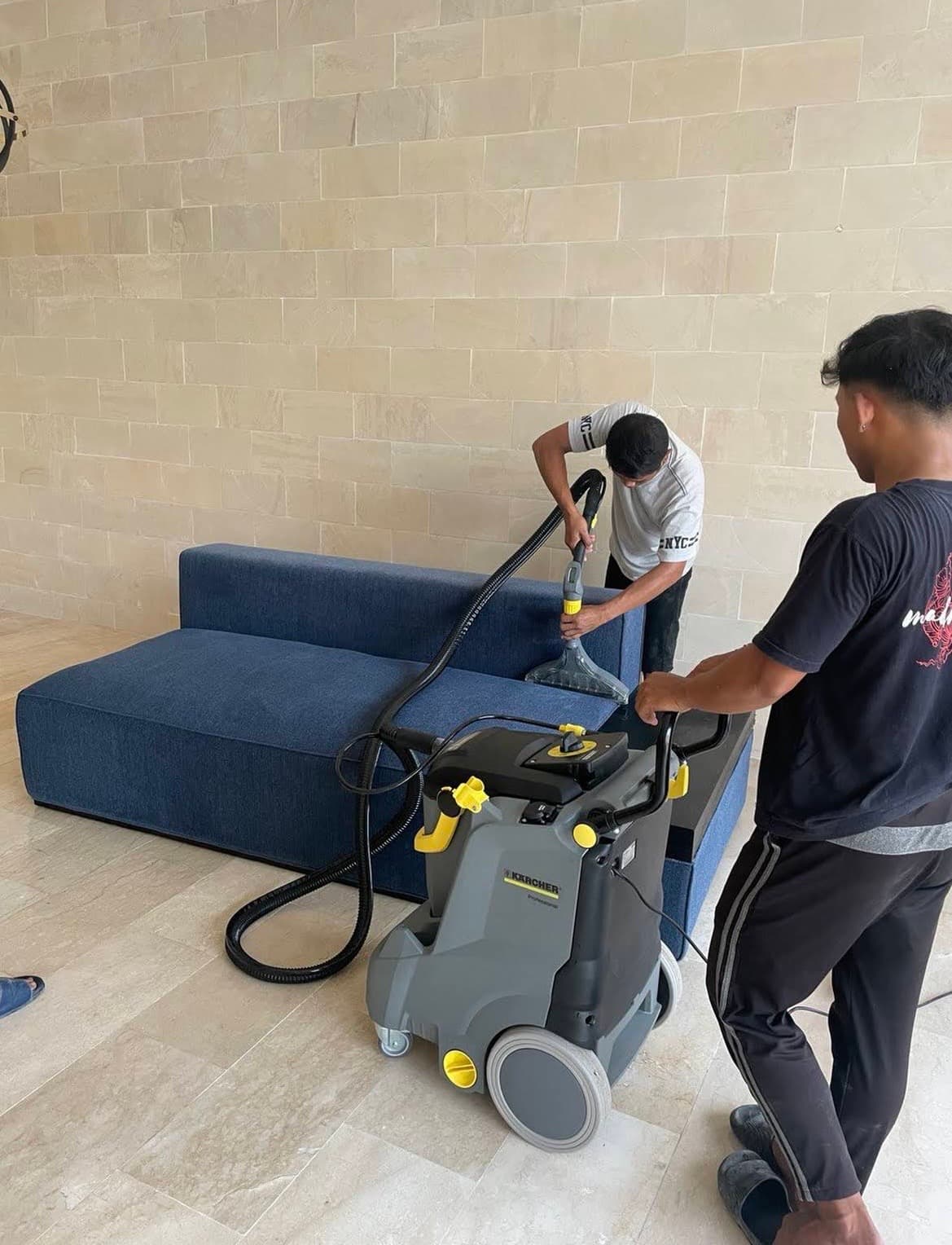 Cleaning services — photo 1