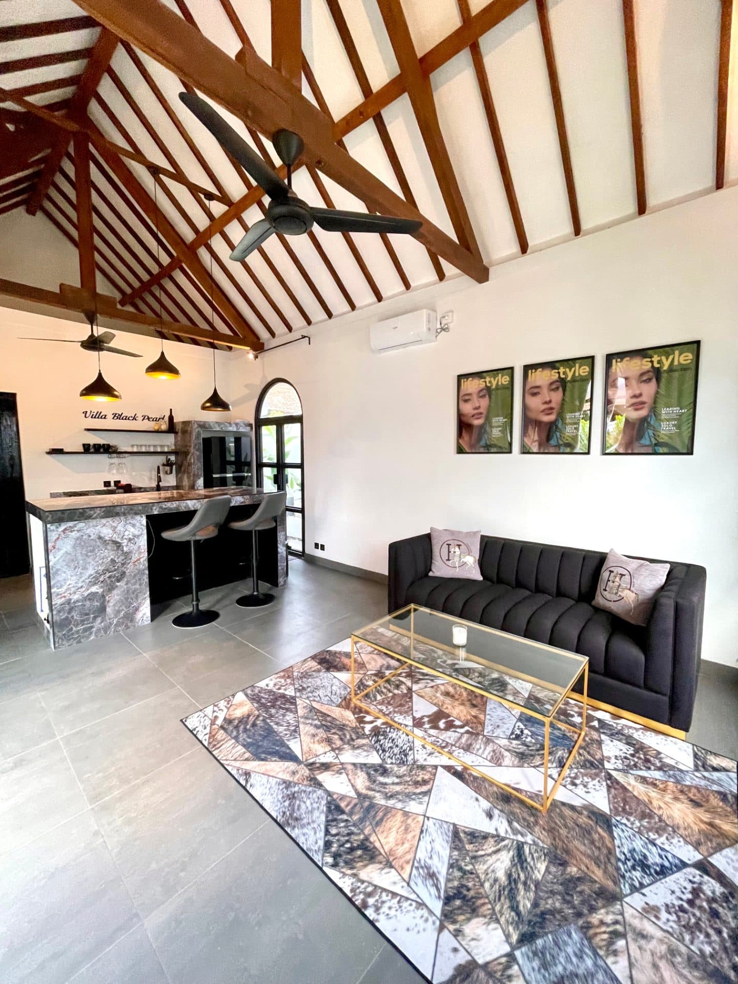 BRAND NEW 1-BEDROOM VILLA FOR RENT – BUKIT, BALI 🌴 (1/3)