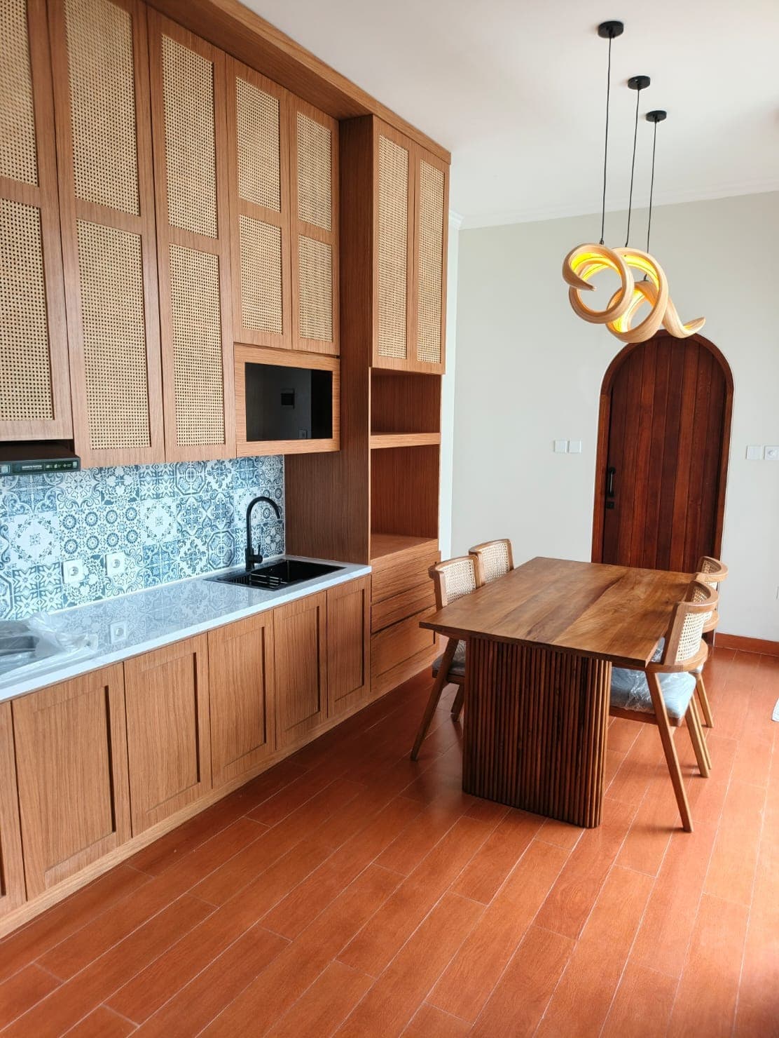 2 BEDROOMS VILLA IN SANUR FOR RENT / LEASEHOLD (1/5)
