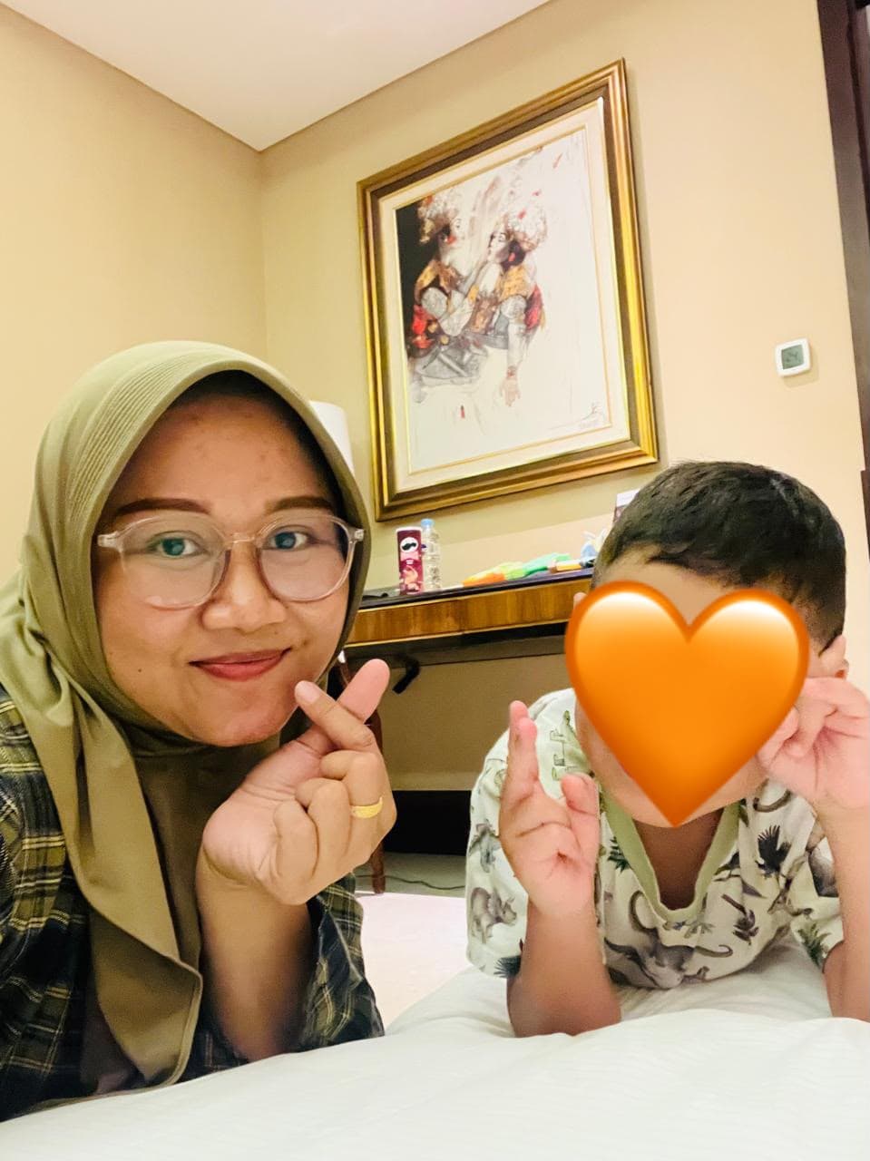 Ika Ayu Nanny (1/3)
