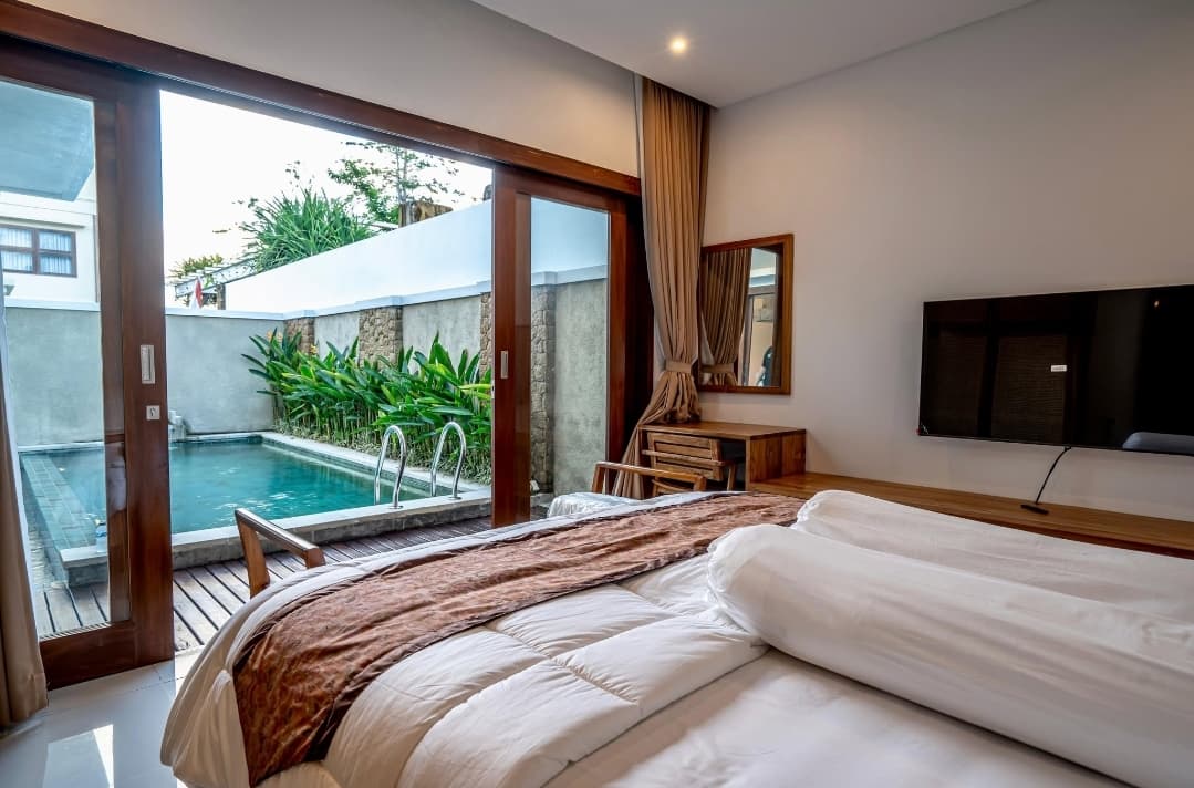 3BR+3BT Freehold Villa in Ungasan Jimbaran Bali - Fully Furnished Modern Tropical (1/3)