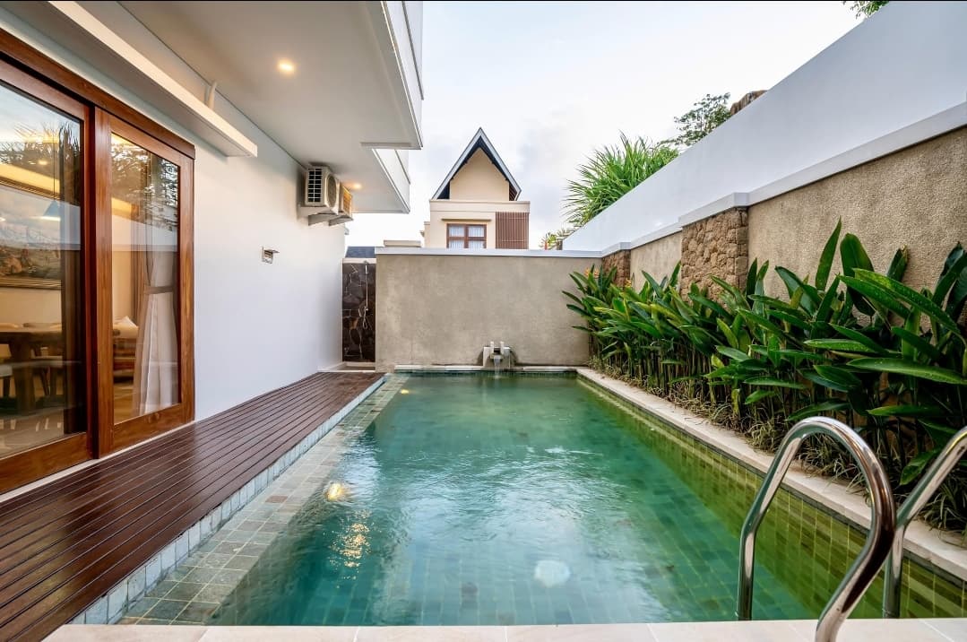 3BR+3BT Freehold Villa in Ungasan Jimbaran Bali - Fully Furnished Modern Tropical (1/3)