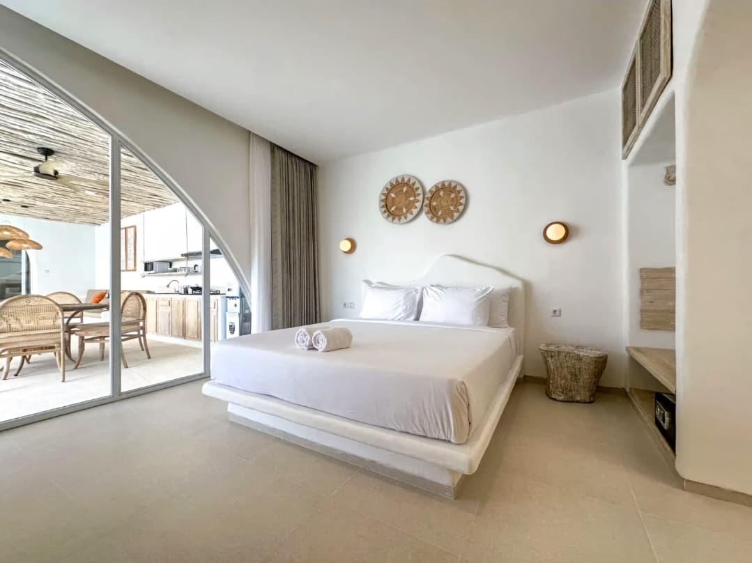 VILLA ULUWATU - KONSEP SLOW RETREAT & HOLIDAY HOME (1/3)