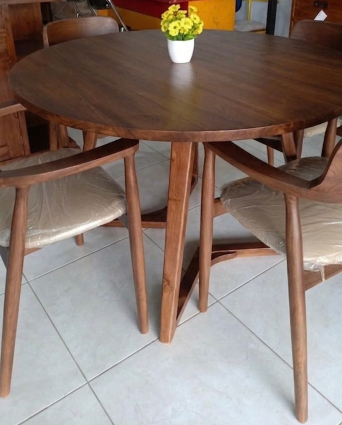 Set table ronde minimaliste (1/2)