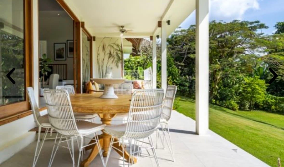 4-bedroom villa, large garden in Berawa (1/3)
