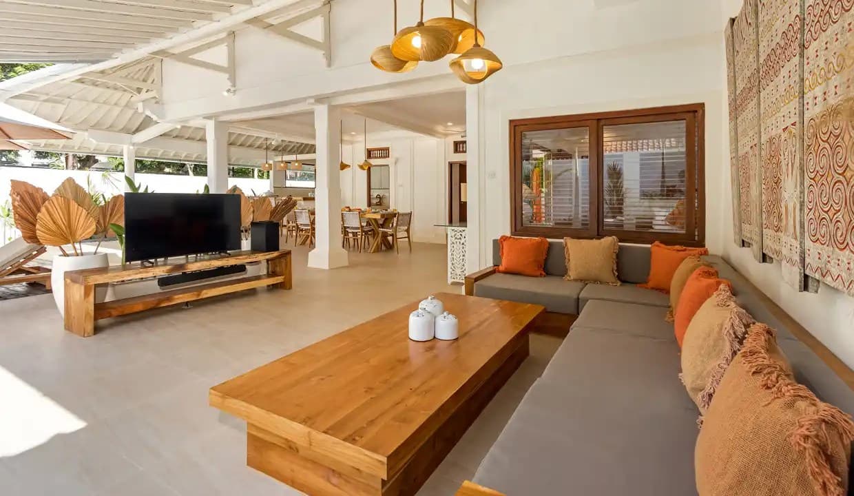 Lisa Bella Villa 4Bedroom Seminyak (1/3)