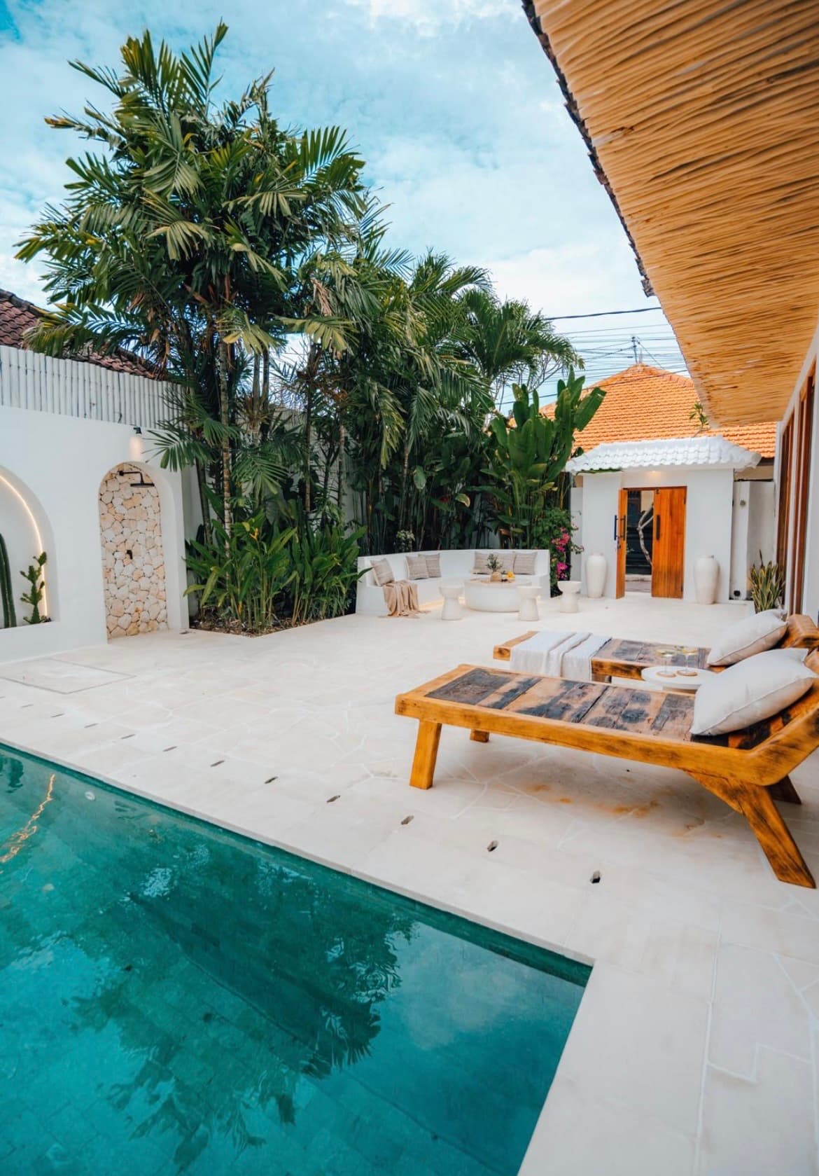 Villa 3 Bedrooms Newly Renovated in Seminyak — photo 1