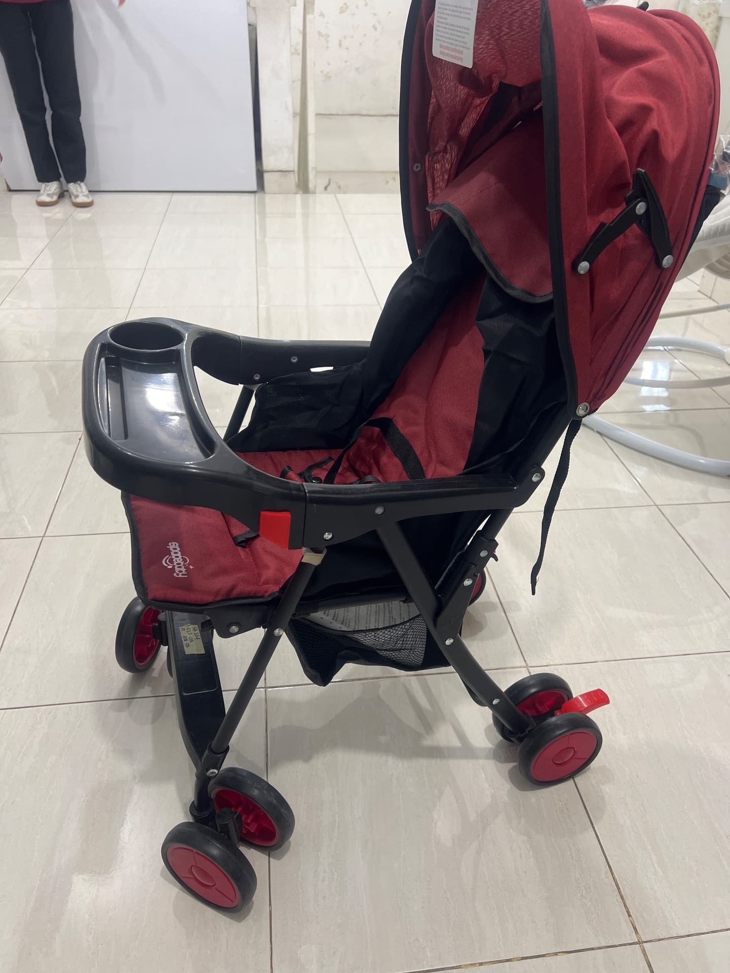 Baby stroller (1/3)
