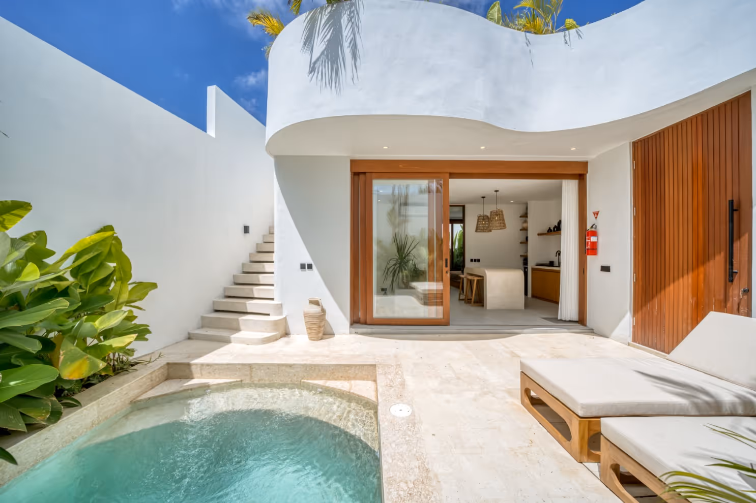 Sanna in Balangan – Private Pool & Fully Furnished 1BDR in Balangan (1/10)