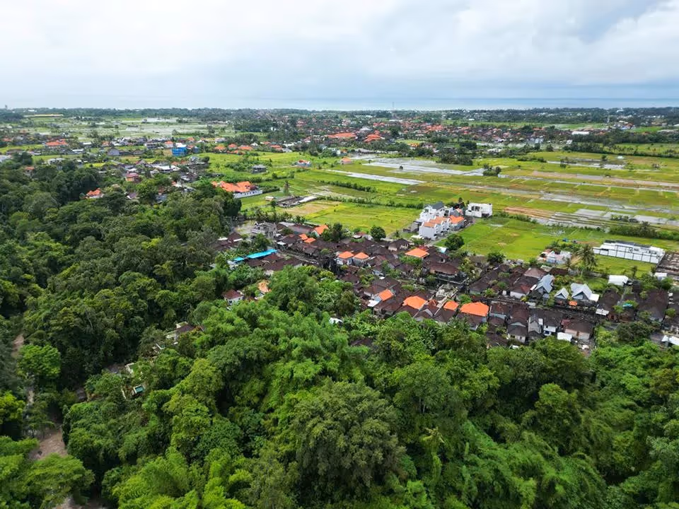 Sagara Land - 2200 m² Leasehold Land with 20+20 Lease (1/4)