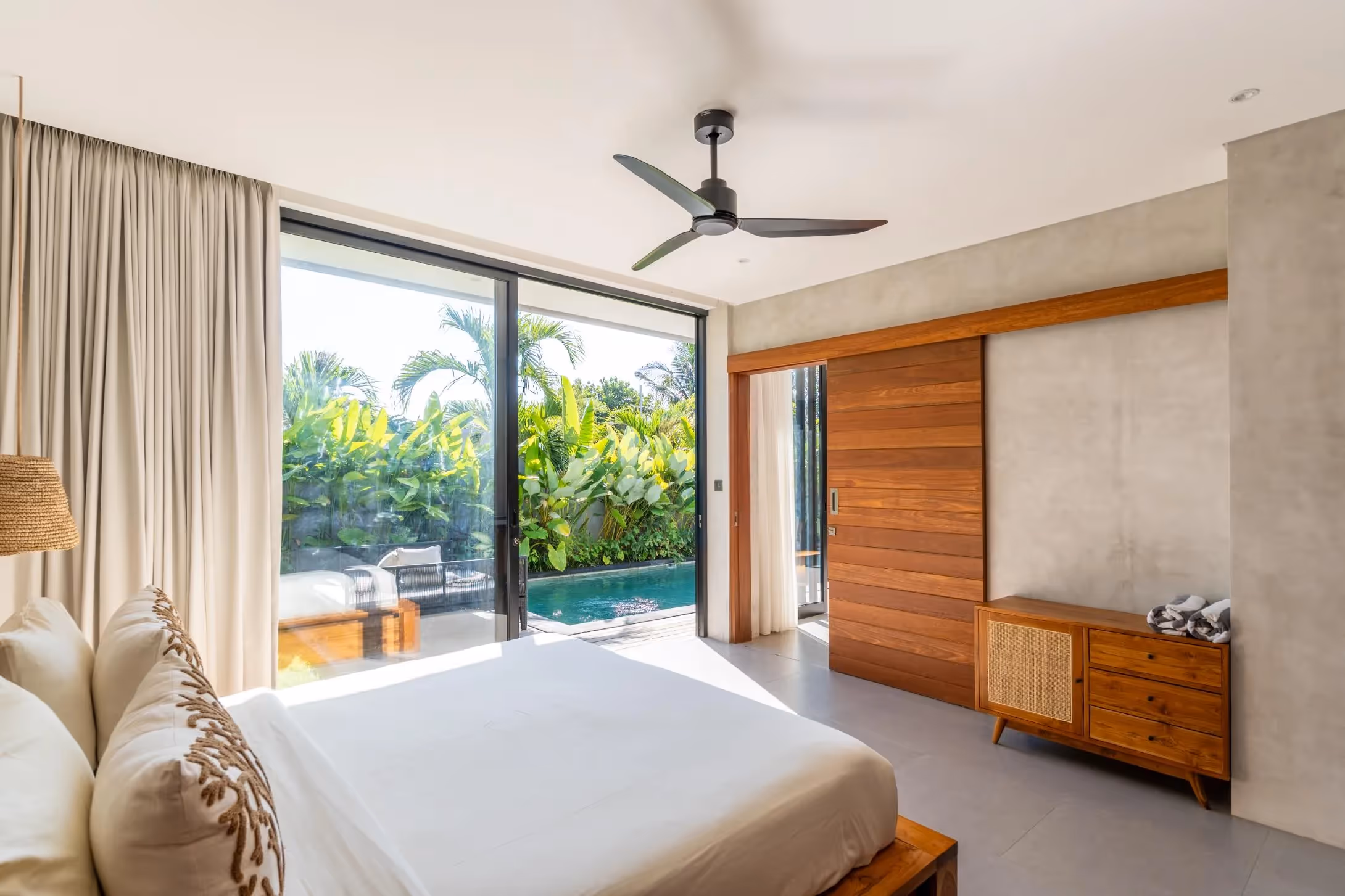 Lavia in Bingin – 2BR Tropical Hideaway with Lush Pool Garden (1/9)