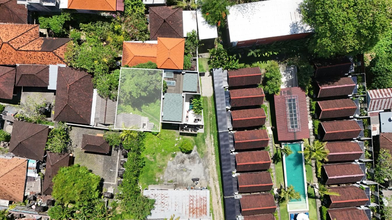 Bingora Land in Bingin – Prime Pink Zoned Plot Near Beaches (1/4)