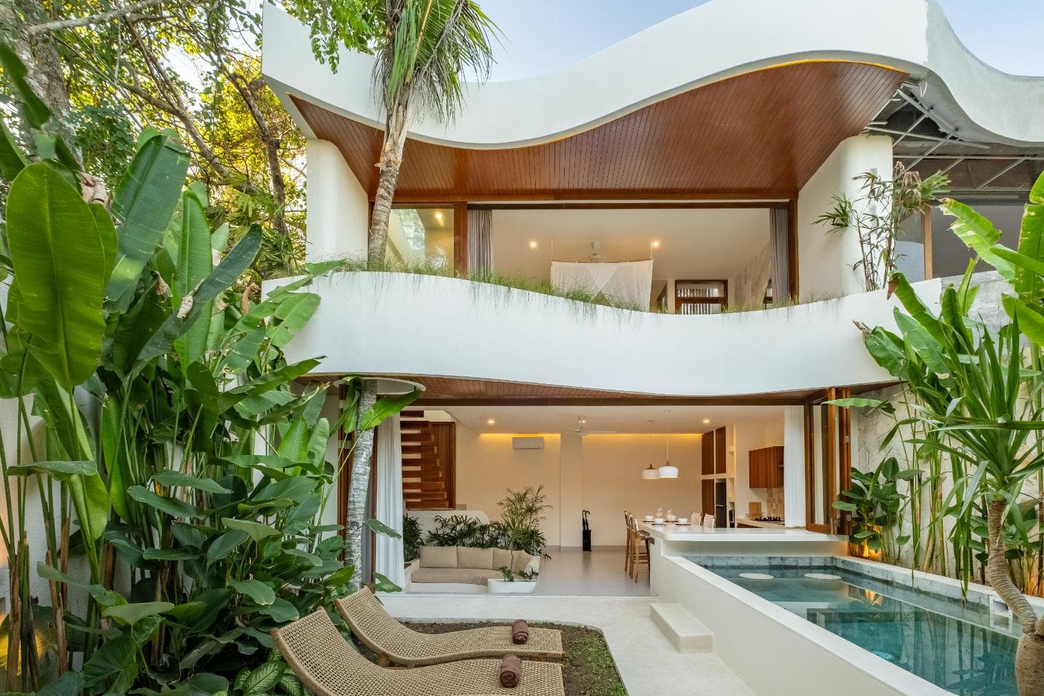 Palmira Villa – Vila Tropis Chic 2 Kamar Tidur dengan Rooftop & Sunken Lounge di Pecatu — foto 1