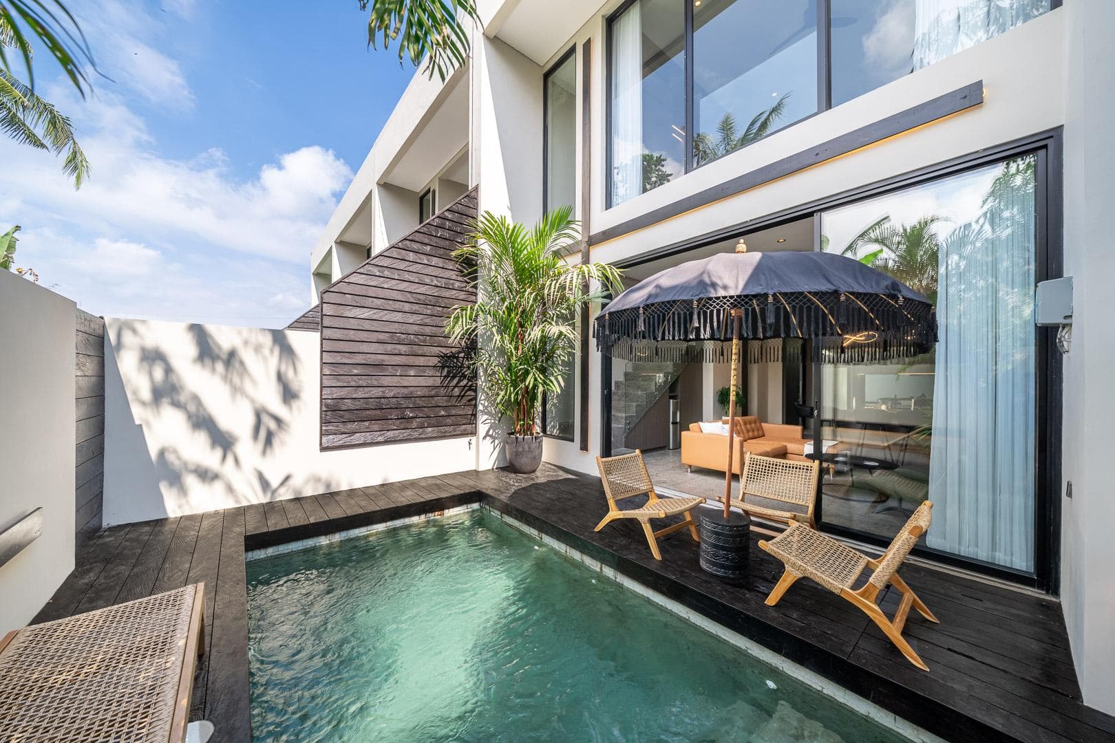Vamora Villas in Ubud – Modern 3BR Villa with Private Pool & Tropical Living (1/17)