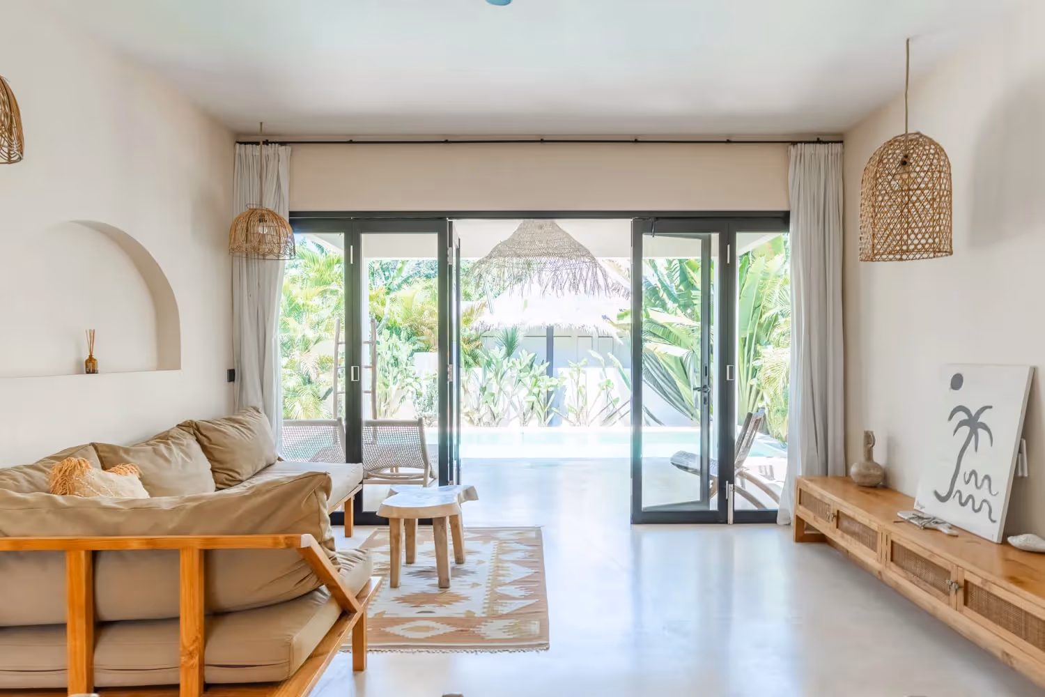 Villa Soline – Cozy 2BR Villa with Private Pool in Bingin (1/7)