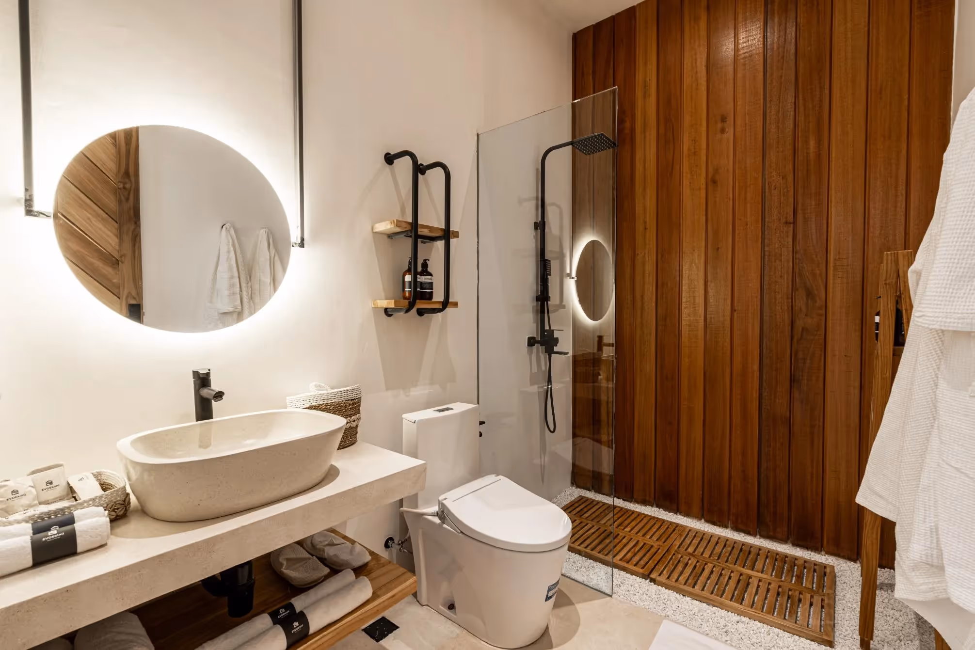 Villa Solfira – Spacious 4BR Leasehold Villa with Private Pool in Ubud (1/12)