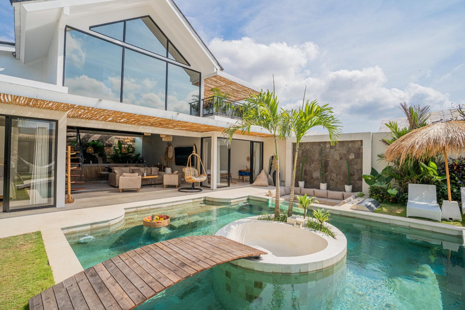 Suma Villa di Ungasan – Investasi Leasehold Tropis Modern — foto 1