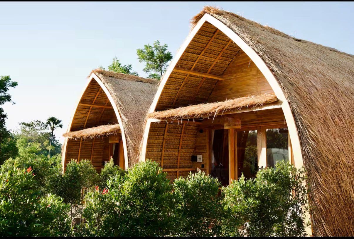 Asera Bungalows à Amed – 3 Unités Opérationnelles avec Piscines Privées & Vues sur le Volcan (1/7)