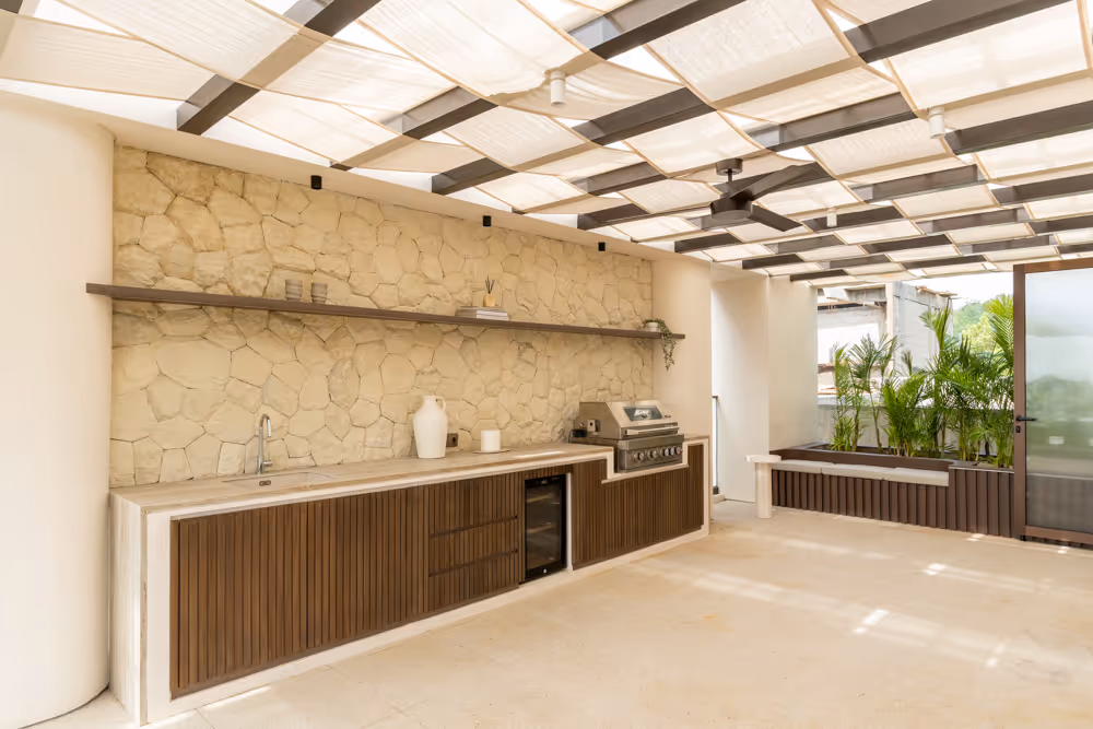 Batari Villa in Bingin – Freehold 4BR Villa with Rooftop Terrace (1/15)