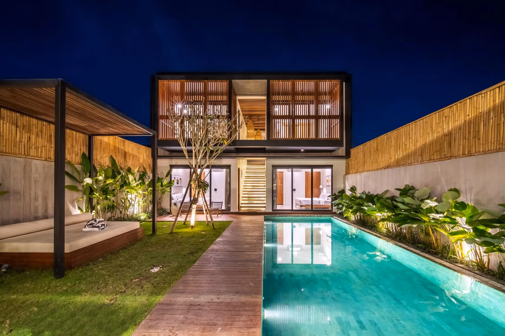 Villa Runa – 4BR Leasehold Villa with Lounge Rooftop in Batu Bolong (1/12)
