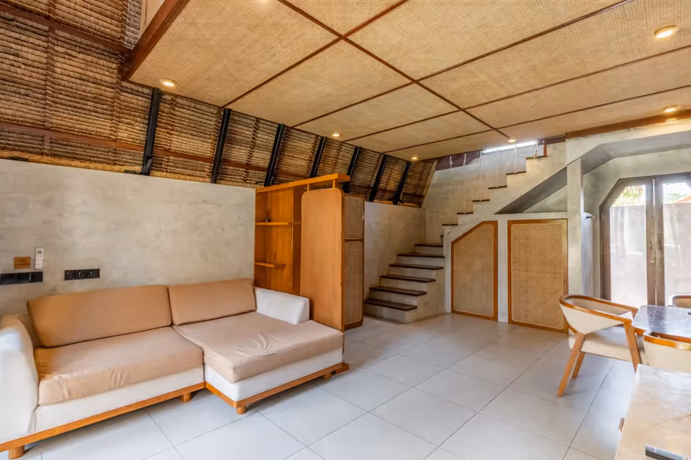 Hotel Lyna – Contemporary 1BDR Villa with Resort Facilities (1/7)