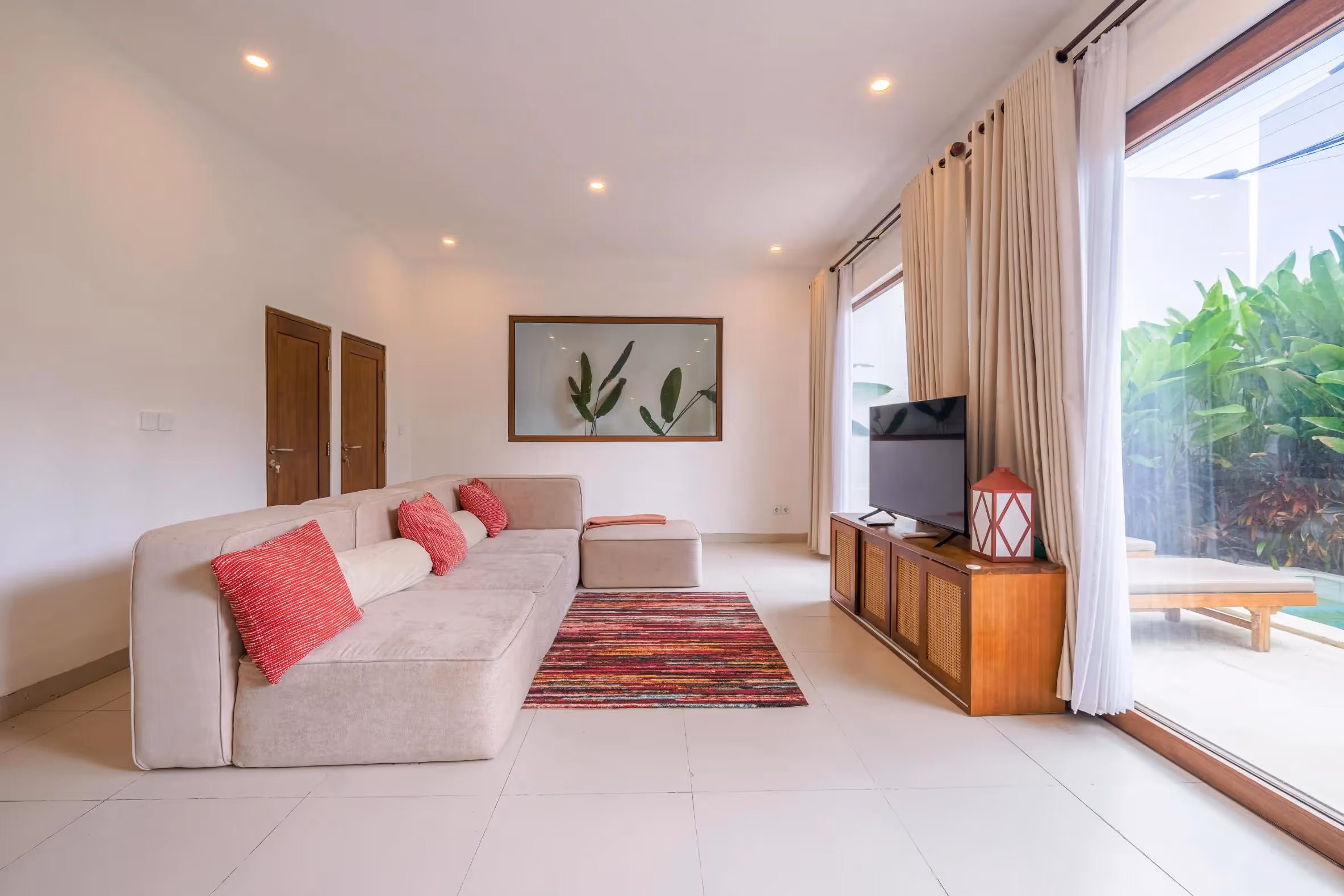 Villa Kyle - Stylish Modern 2BR Leasehold Villa in Umalas with Private Pool and Terrace (1/10)