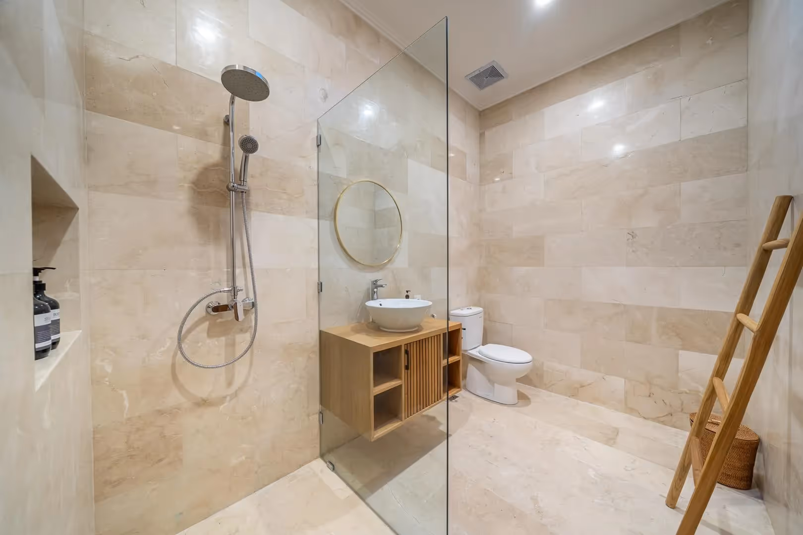 Villa Marivelle – Modern 3-5BDR Leasehold Villa with Private Pool in Sanur (1/10)