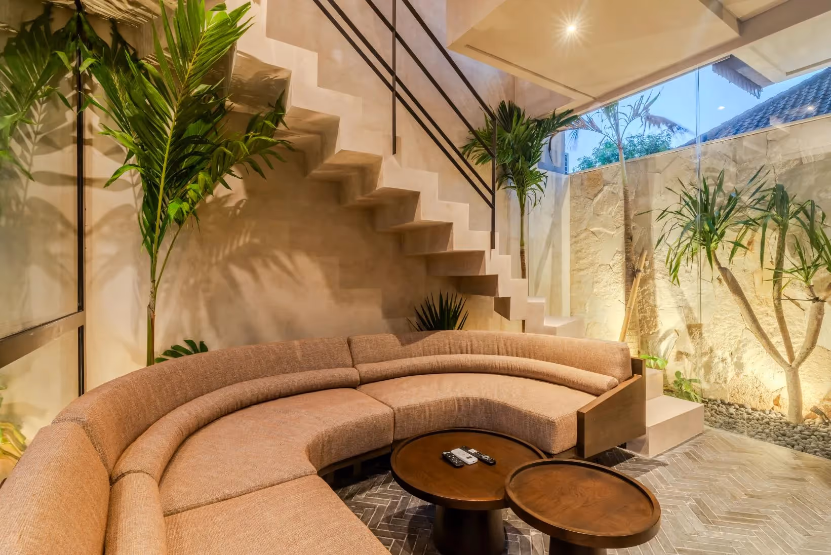 Villa Cleine - Elegant 2-Bedroom Designer Leasehold Villa with Private Pool in Pererenan (1/10)