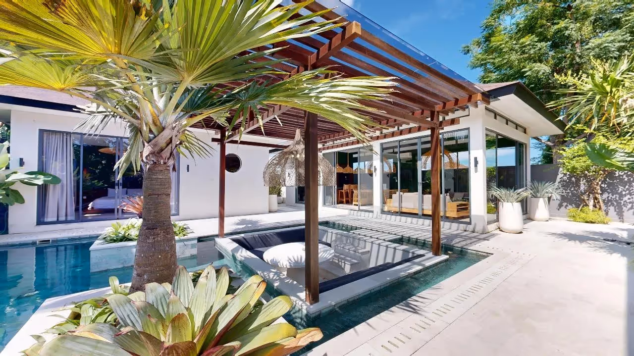 Villa Felina – 3BR Modern Leasehold Villa with Private Pool & Double Sunken Lounge (1/10)