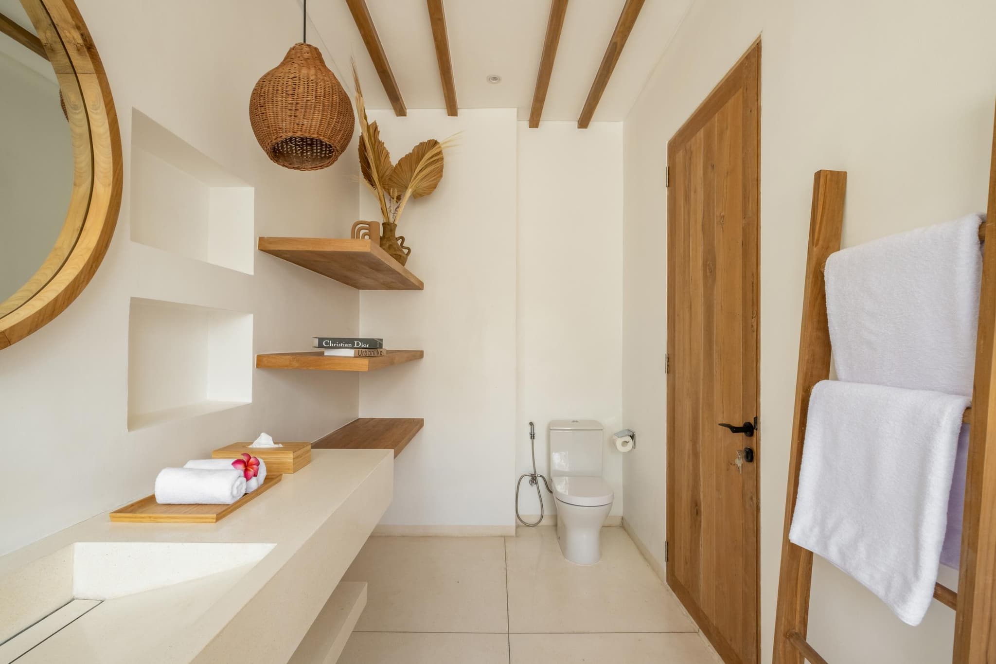 Wilo Villa in Bingin – Modern 3BR Leasehold with Private Pool (1/17)
