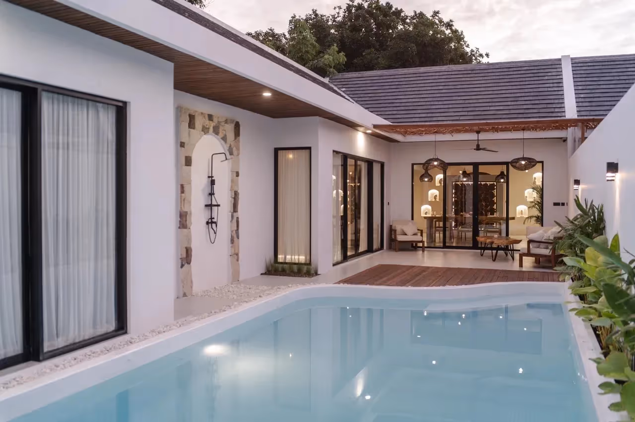 Arina Villa - Modern Tropical 2BDR Leasehold Villa with Pool and Jungle Views in Uluwatu (1/8)