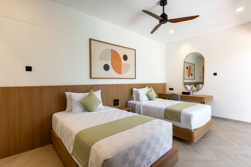 Amore Villas – Mediterranean 2–3BR Villas with Pool & 100-Year Lease (1/9)