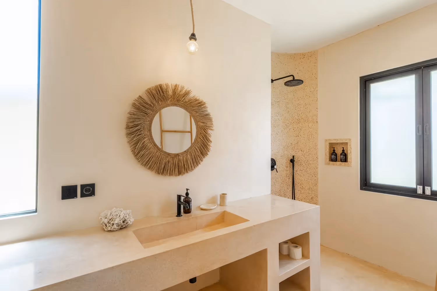Villa Soline – Cozy 2BR Villa with Private Pool in Bingin (1/7)