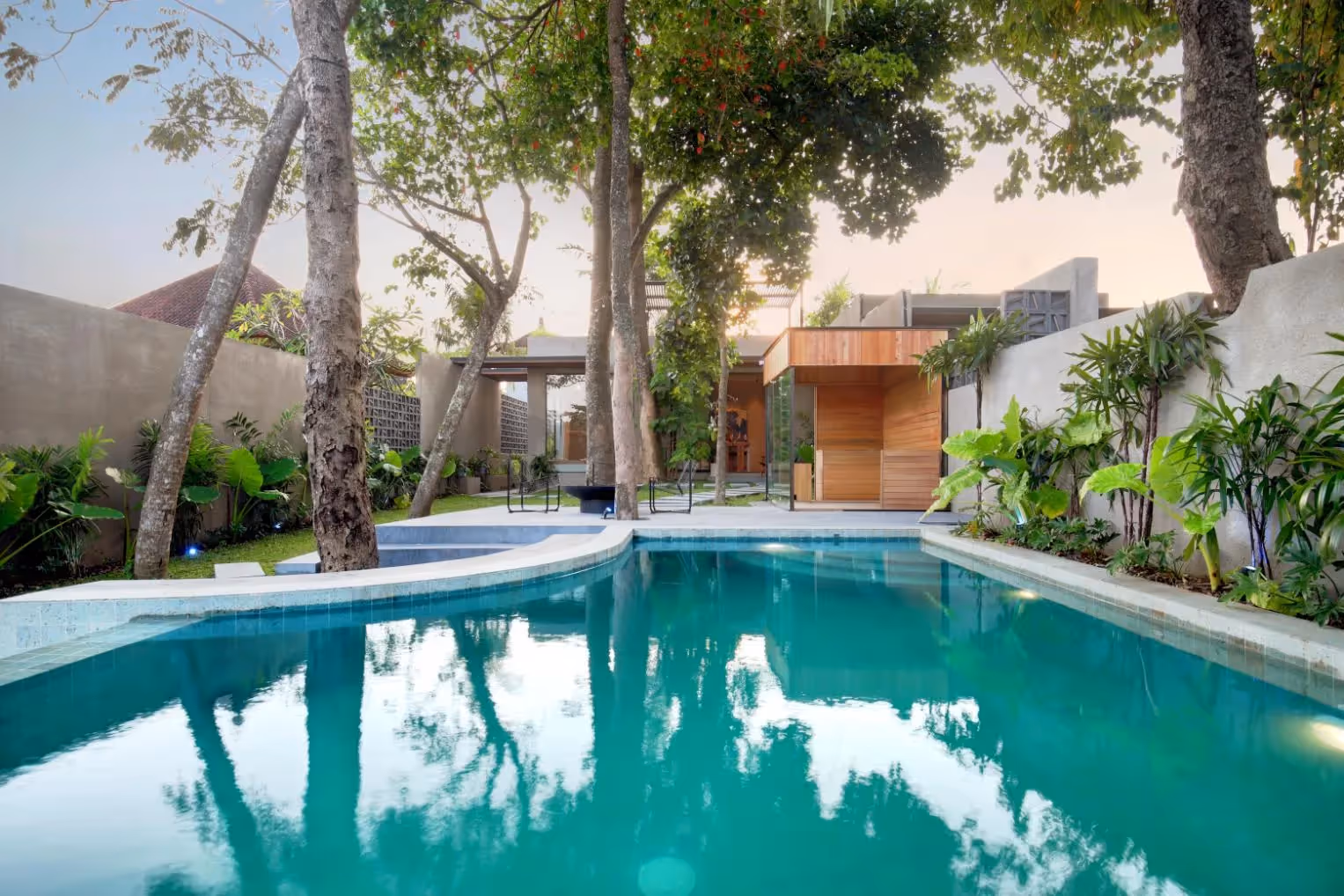 Luxor à Ubud – Villa contemporaine en leasehold de 3 chambres avec piscine privée — photo 1